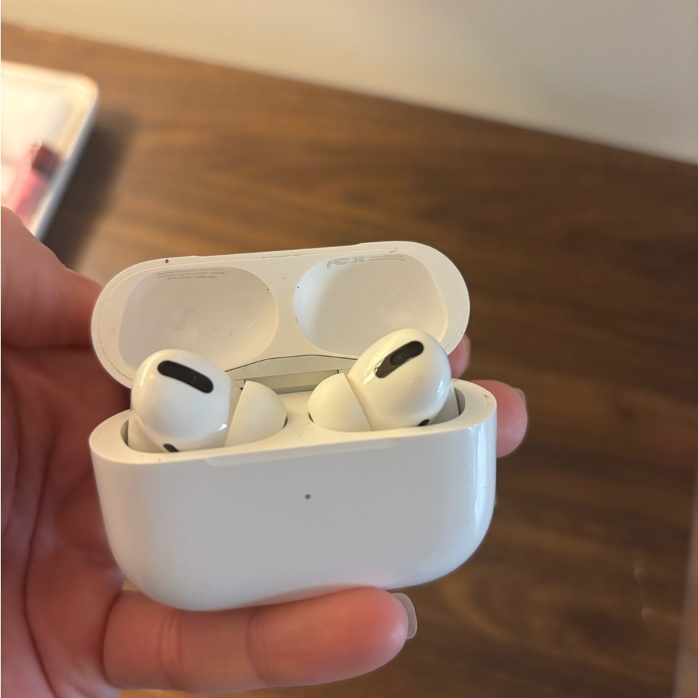 AirPods Pro
